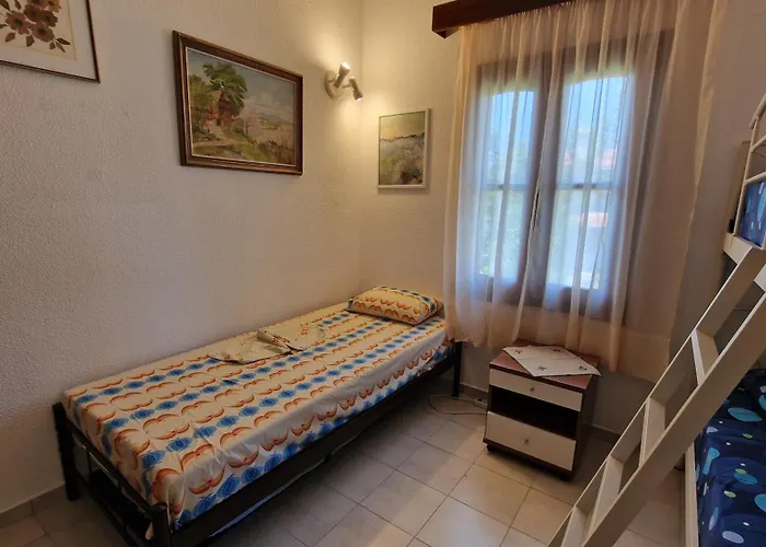 بيت للعطل Halkidiki Family House Kalyves Polygyrou